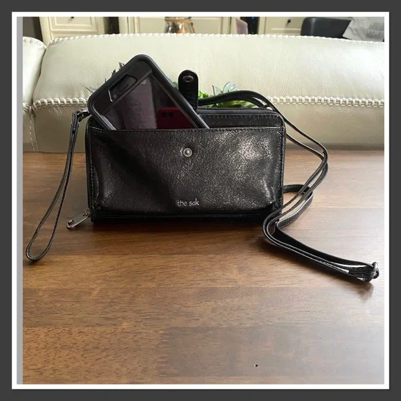 THE SAK 3 in 1 Phone Wallet/Wristlet/Crossbody Bag - Picture 7 of 10